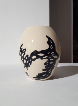 https://www.aix-pb.com/aris/files/gimgs/th-8_C_H16_5CM_€350.jpg